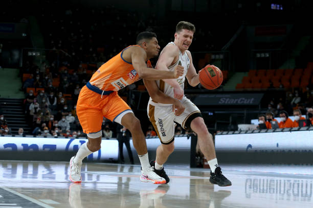 速的反应能 速的反应能