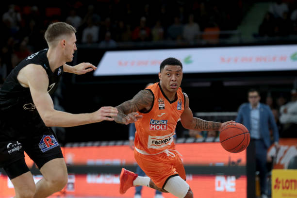 户籍还将影 户籍还将影