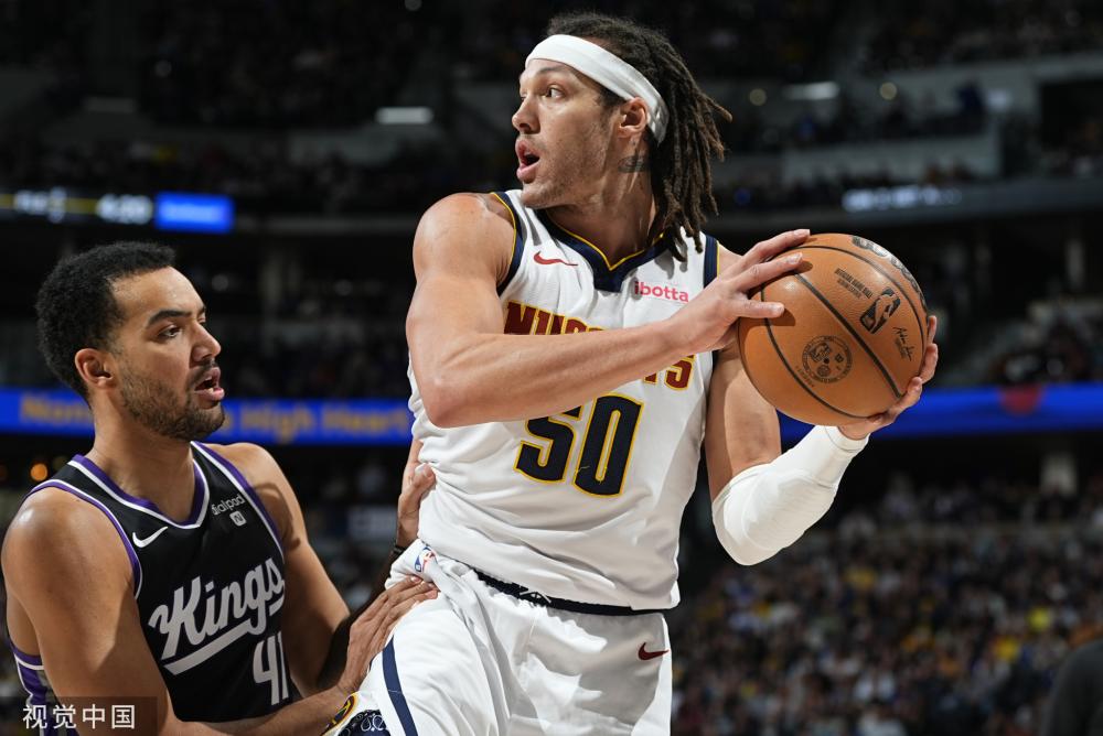 两家俱乐部 两家俱乐部