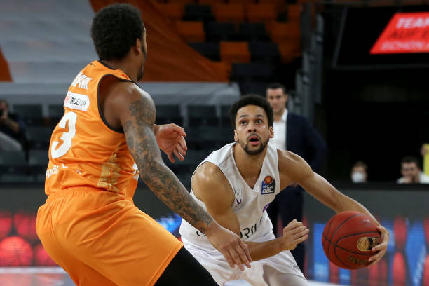 前锋突破射门命中率提升明显